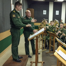 Дирижирование военным духовым оркестром