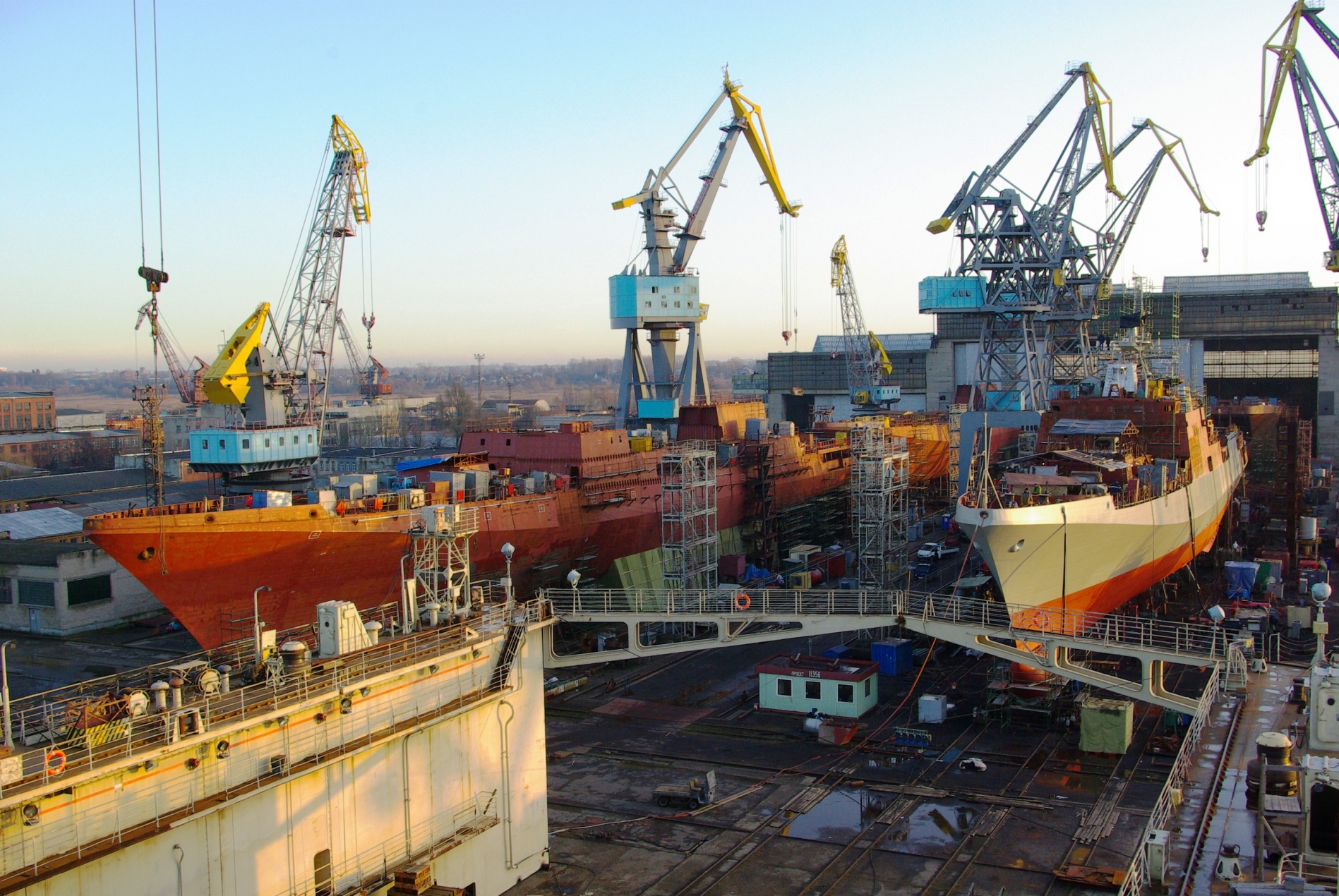 Кораблестроение, океанотехника и системотехника объектов морской инфраструктуры